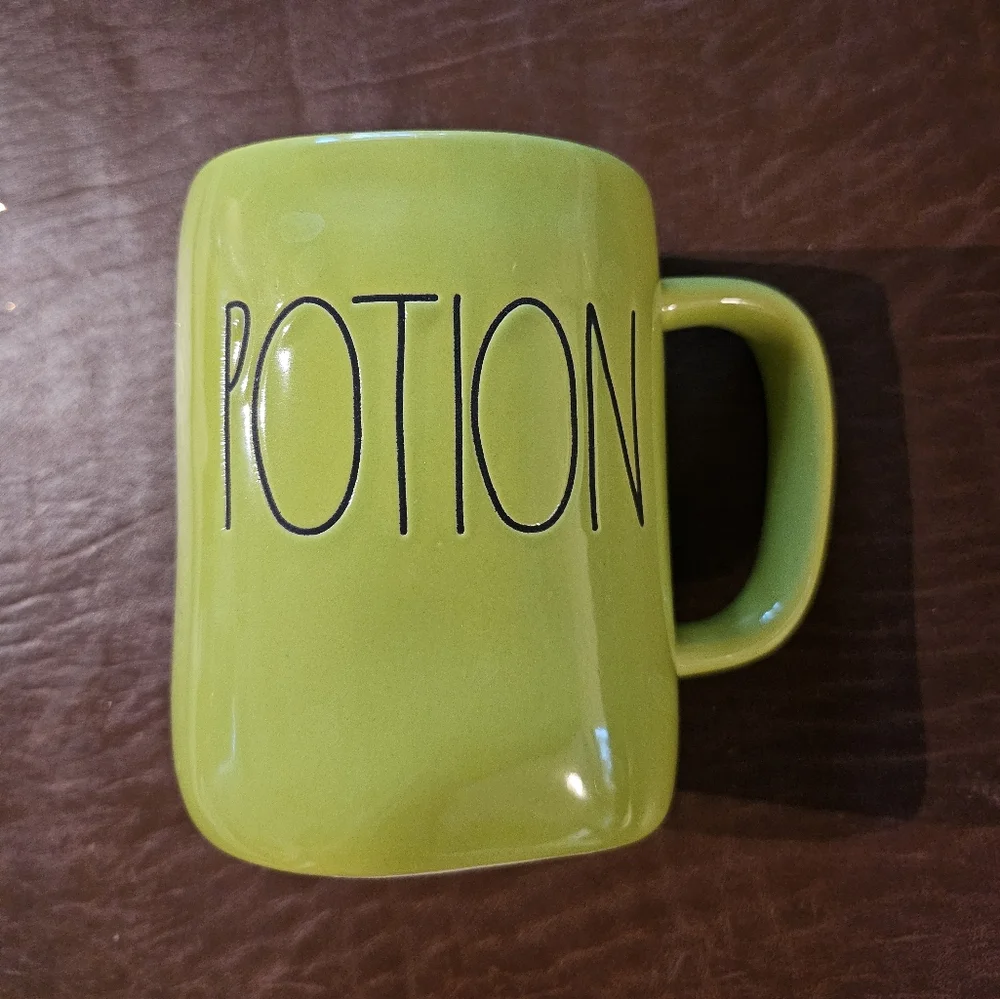 Rae Dunn Mug - Picture 1 of 3